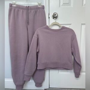 Harmony and Balance Matching Sweatsuit size S light purple